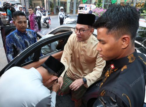 DATUK SERI ANWAR IBRAHIM