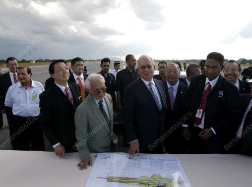 MOHD NAJIB TUN ABDUL RAZAK