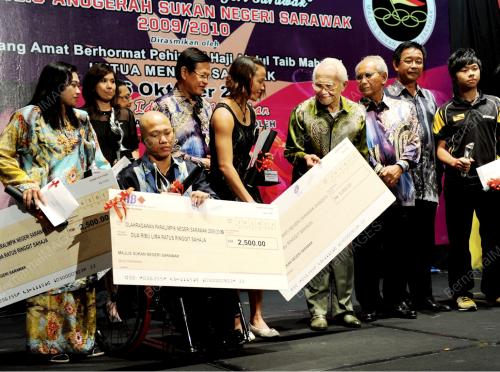 TAN SRI ABDUL TAIB MAHMUD
