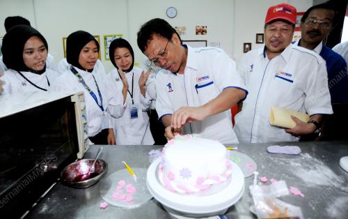 SK01_17102012_GIAT_MARA