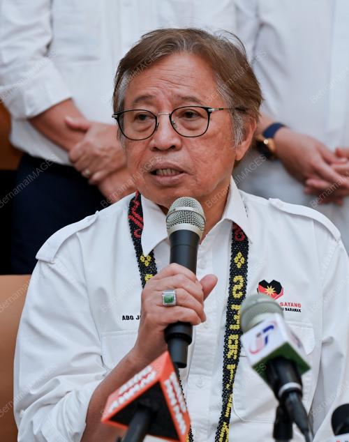 TAN SRI ABANG JOHARI TUN OPENG