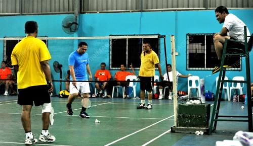 SK01_18052012_BADMINTON