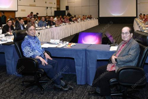 TAN SRI ABANG JOHARI TUN OPENG