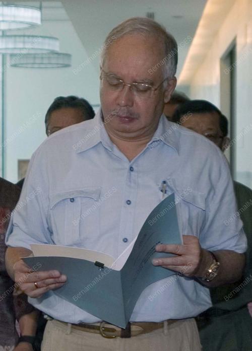 MOHD NAJIB TUN ABDUL RAZAK
