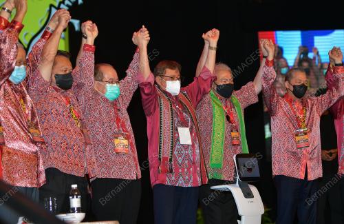 TAN SRI ABANG JOHARI TUN OPENG