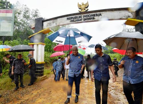 DATUK SERI HAMZAH ZAINUDDIN