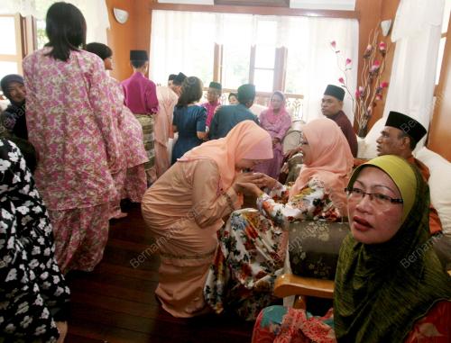 SK01_18082012_SAMBUTAN_RAYA