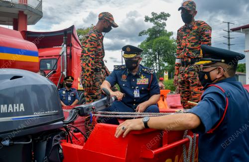 DATUK SERI MOHAMMAD HAMDAN WAHID