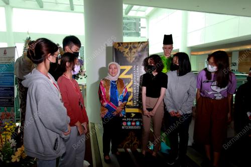 DATUK SERI NANCY SHUKRI