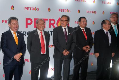 TAN SRI ABANG JOHARI TUN OPENG