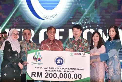 TAN SRI ABANG JOHARI TUN OPENG