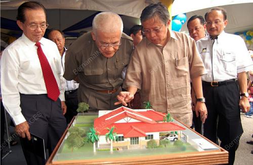 ABANG JOHARI TUN OPENG
