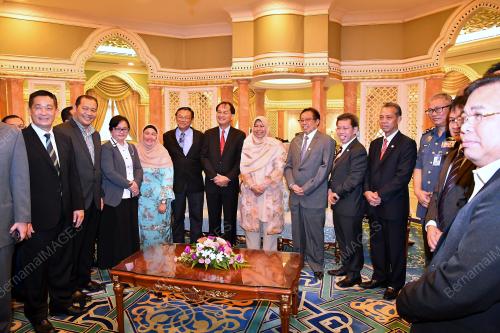 SK01_21062018_KUNJUNGAN_ZURAIDA_BN201806190924