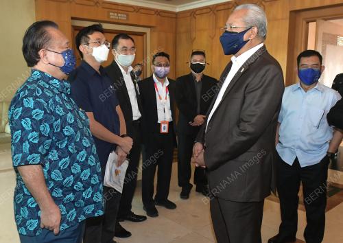TAN SRI ANNUAR MUSA