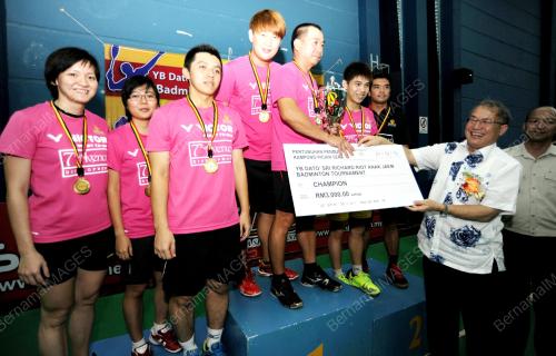 SK01_21122013_BADMINTON
