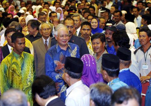 MOHD NAJIB TUN ABDUL RAZAK