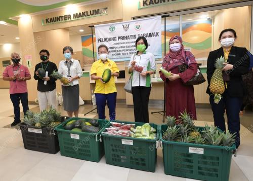 DATUK SERI DR SIM KUI HIAN