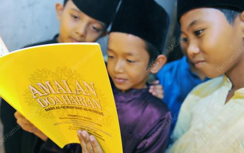 BUKU AMALAN DOA HARIAN