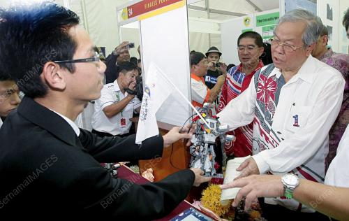 KARNIVAL MALAYSIA INOVATIF