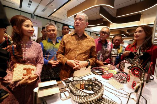 DATUK SERI FADILLAH YUSOF
