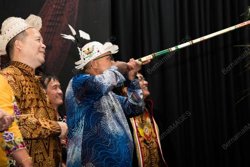 DATUK SERI AARON DAGANG