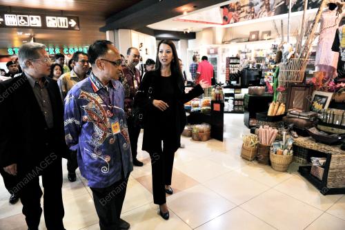 DATUK DR JAMES DAWOS MAMIT