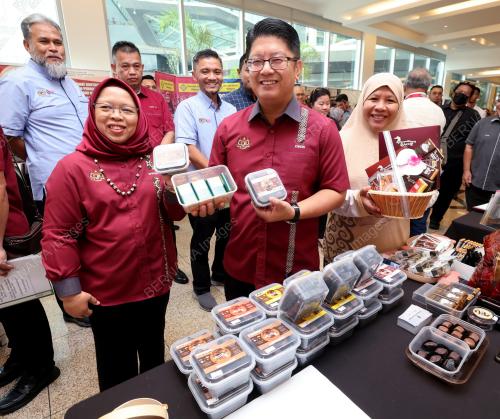 DATUK EWON BENEDICK