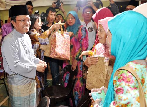 DATUK SERI MOHD SHAFIE APDAL