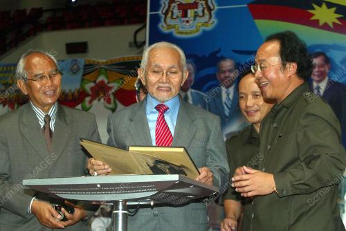 ABDUL TAIB MAHMUD