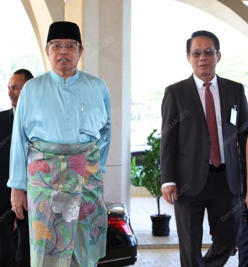 TAN SRI ABANG JOHARI TUN OPENG