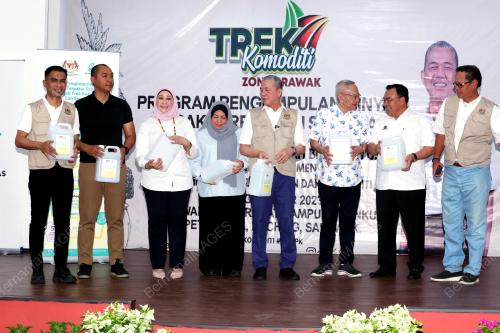 DATUK SERI FADILLAH YUSOF