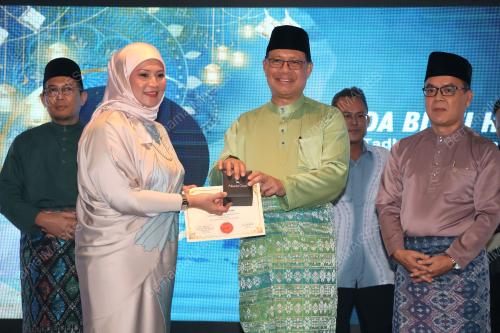 DATUK SERI JULAIHI NARAWI