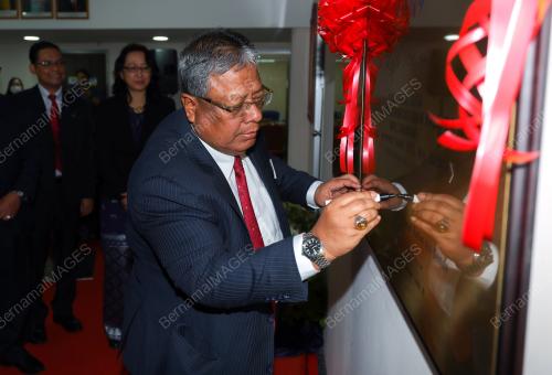 TAN SRI ZAINAL RAHIM SEMAN
