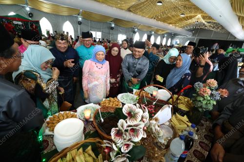 DATUK SERI NANCY SHUKRI