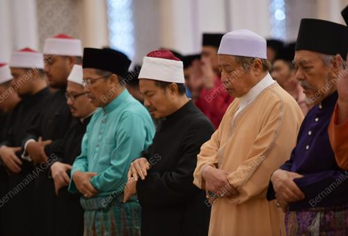 TAN SRI ABANG JOHARI TUN OPENG