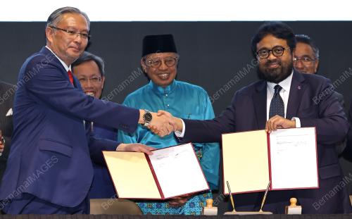 TAN SRI ABANG JOHARI TUN OPENG