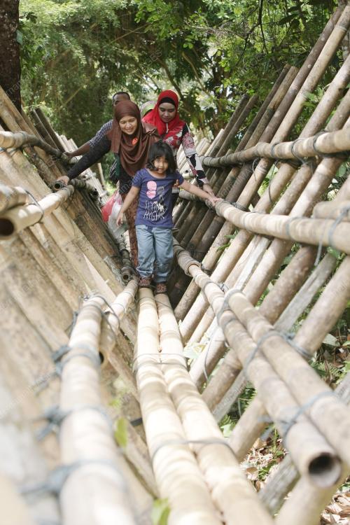 SK01_27112014_PELANCONGAN