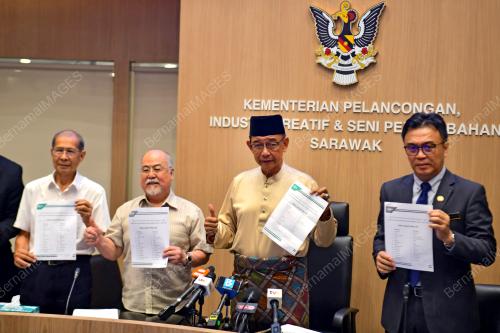 DATUK ABDUL KARIM RAHMAN HAMZAH