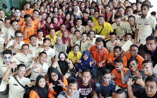 SK01_28112016_PESERTA