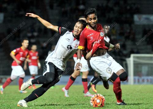 SK01_29072016_BOLA_SEPAK