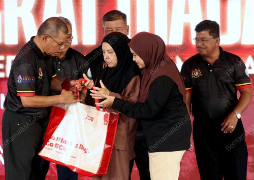 DATUK SERI SAIFUDDIN NASUTION ISMAIL