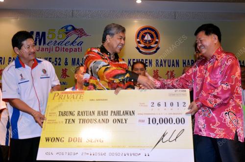 SK01_30102012_PAHLAWAN