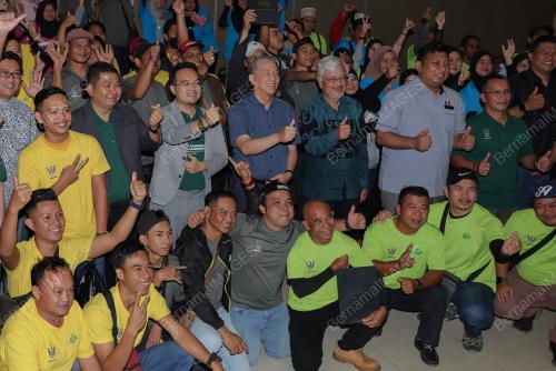 DATUK SERI FADILLAH YUSOF