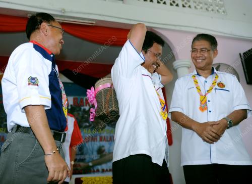 SK01_31032012_LUAR_BANDAR