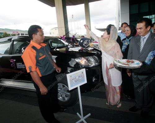 DATUK FATIMAH ABDULLAH