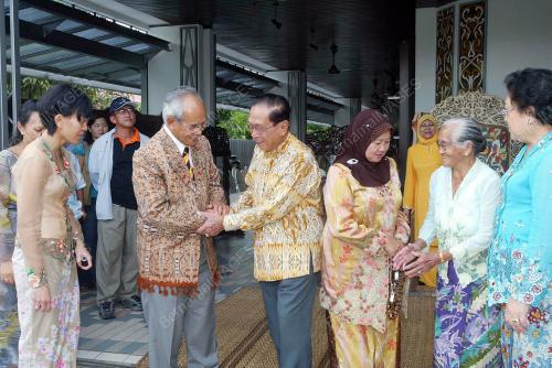 TUN ABANG MUHAMMAD SALAHUDDIN ABANG BARIENG