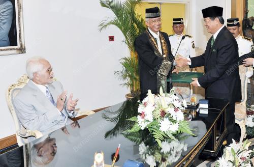 TAN SRI ABDUL TAIB MAHMUD