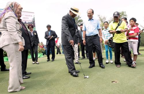 SK02_01092014_KM_GOLF