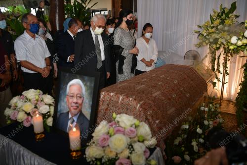 TUN ABDUL TAIB MAHMUD