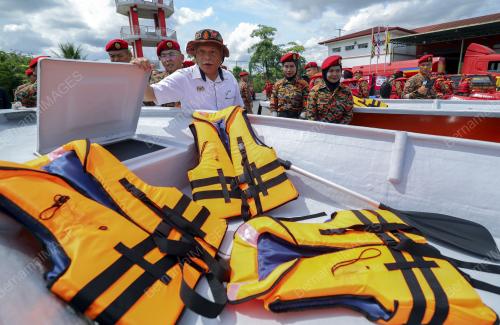 DATUK AHMAD NADZRI MOHD HASSAN